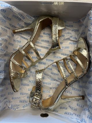 Sandalias Guess Doradas Talla 39