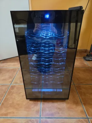 Vinoteca Taurus 18 botellas