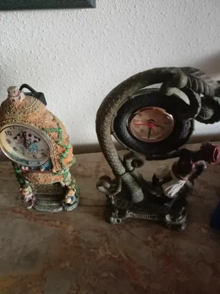 Lote 4 orologi decorativi funzionanti