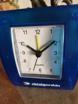 Lote 4 orologi decorativi funzionanti