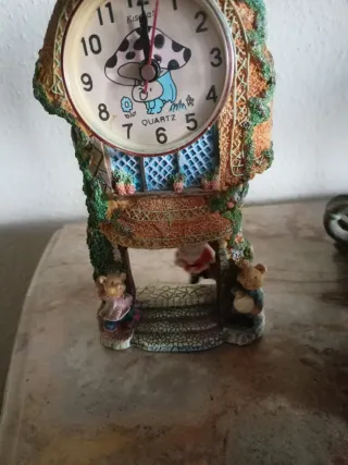 Lote 4 orologi decorativi funzionanti