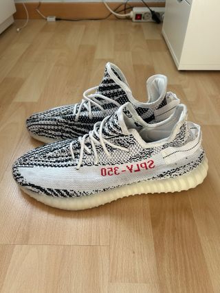Adidas Yeezy 350 Zebra