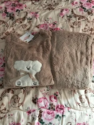 Pijama invierno cómodo oso peluche