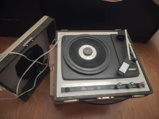 Tocadiscos antiguo Beige/Gris