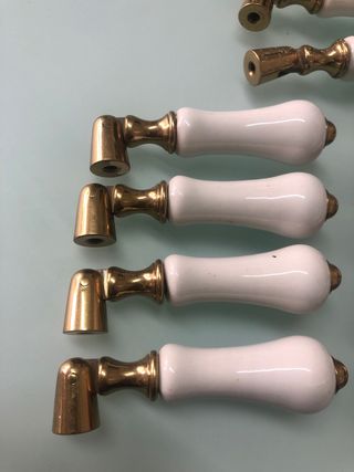 Manivelas de cerámica y latón (12 unidades)