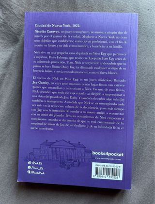 LOTE DE 2 MUÑECOS RAINBOW HIGH Y DE 3 LIBROS