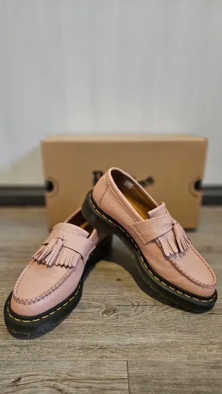 Dr. Martens Adrian Rosa Tassel Loafers Talla 38