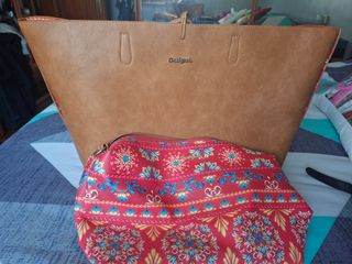 Bolsos Desigual Marrón y Rojo