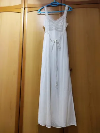 Camisón largo satén y encaje blanco