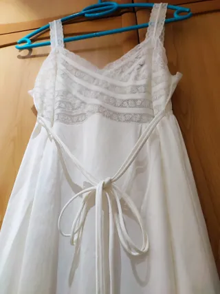 Camisón largo satén y encaje blanco