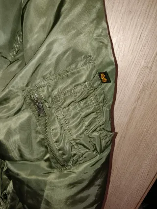 Chaqueta Alpha Industries Verde Militar