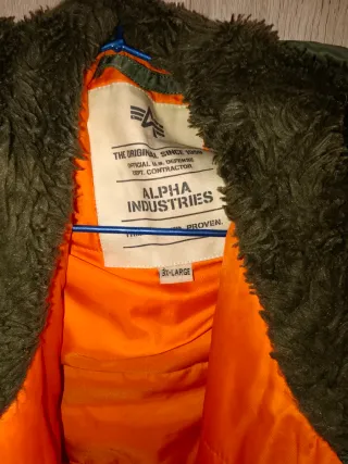 Chaqueta Alpha Industries Verde Militar