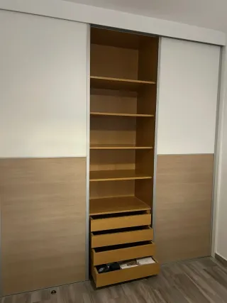 ARMARIO PUERTAS CORREDERAS 240*260