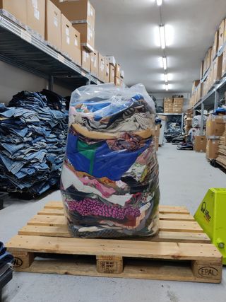 Vestiti al kg - Abbigliamento misto 5kg