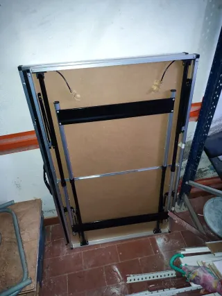 Mesa de trabajo con regla hay 3, precio individual