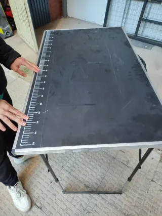 Mesa de trabajo con regla hay 3, precio individual