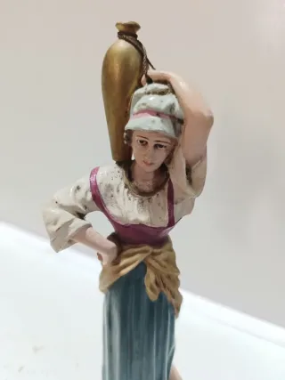 Figura Hebrea con Jarra Serie 20