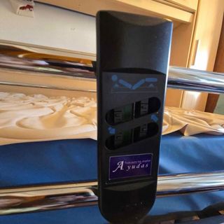 Cama hospitalaria ajustable