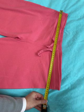 Pantalón chándal rosa Zara