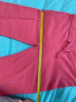 Pantalón chándal rosa Zara