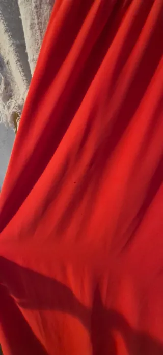 Vestido largo rojo de verano