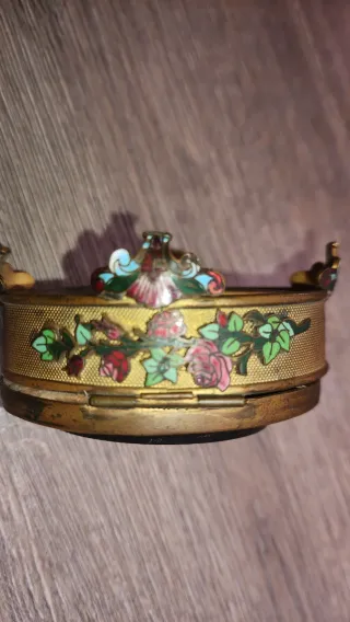 Antiguo joyero micromosaico floral