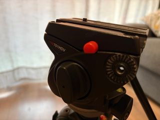 Trípode Manfrotto 190XV + rótula 701HDV + MBAG80N