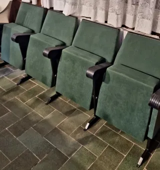 Butacas de cine verdes