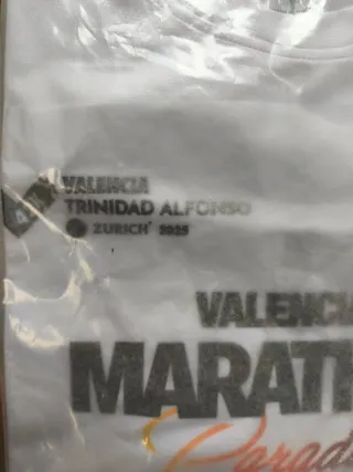 Camiseta Maratón Valencia 2025 New Balance Talla M