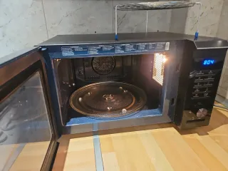 Microondas Samsung con Airfrying