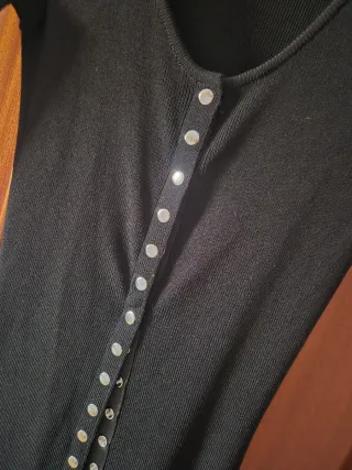 Vestido Zara largo negro tachuelas