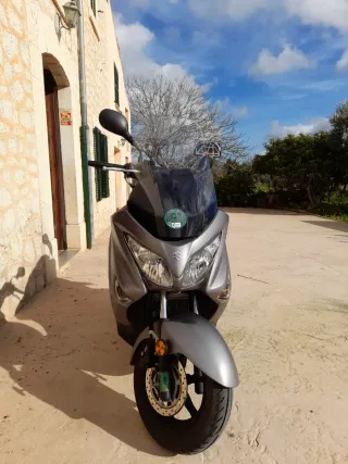 Suzuki Burgman 200 ABS