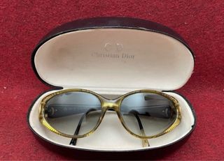 Gafas de sol vintage DIOR con montura ovalada envo