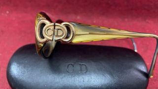 Gafas de sol vintage DIOR con montura ovalada envo