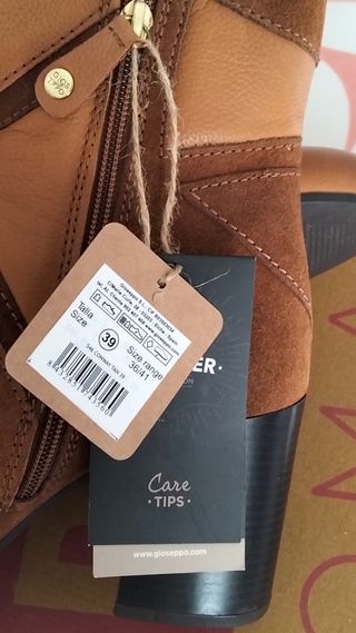 Botines de ante y piel marrón