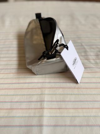 Astuccio Eastpak Benchmark Single Argento