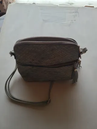 Bolso de hombro multicolor plateado