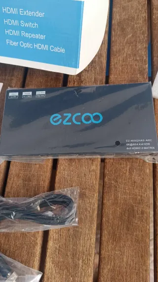 Matriz HDMI 4x2 4K HDR EZ-MX4ZHAS-ARC