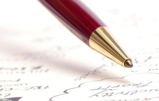 Pluma vintage Montblanc color Burdeos