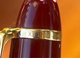 Pluma vintage Montblanc color Burdeos