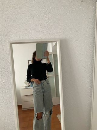 Jersey cuello alto negro