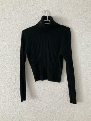 Jersey cuello alto negro
