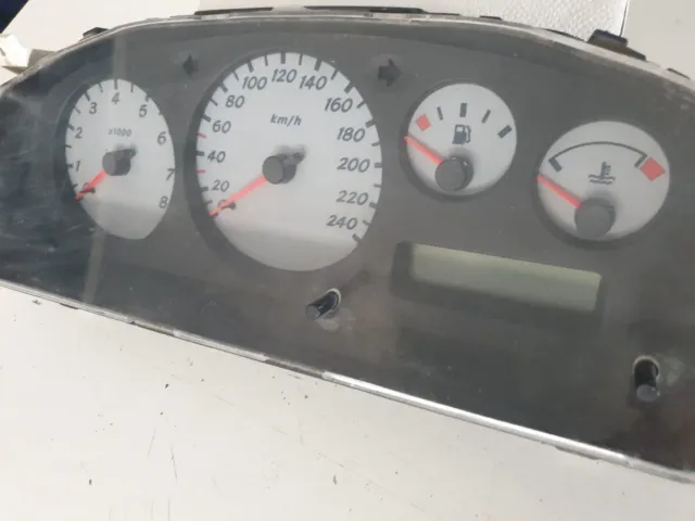 Cuadro instrumentos Nissan Primera 1.6 16v