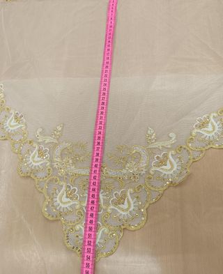 Manteleta Tul Bordado Marfil y Oro