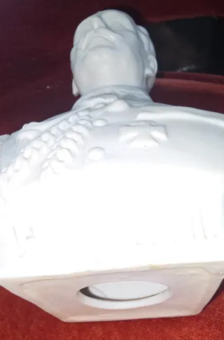 Busto Antiguo Militar