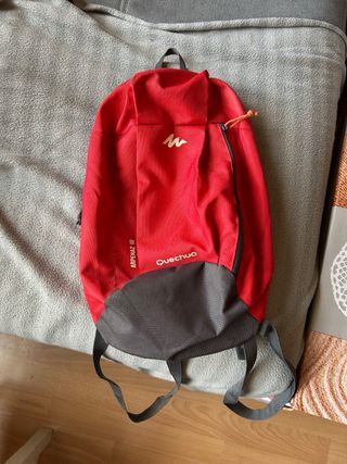 Mochila Quechua Arpenaz 10 Roja