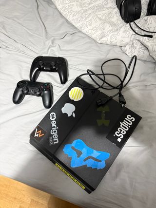 PS4 (PlayStation 4) Negra