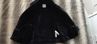 Cazadora efecto piel negra mujer