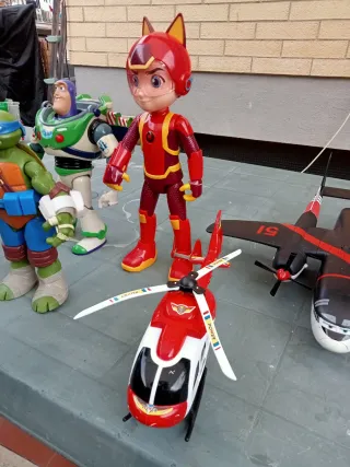 Lotto Giocattoli: Buzz, Tartaruga, Aereo, Elicotte