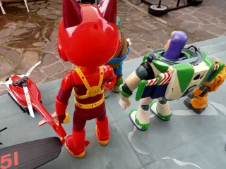 Lotto Giocattoli: Buzz, Tartaruga, Aereo, Elicotte